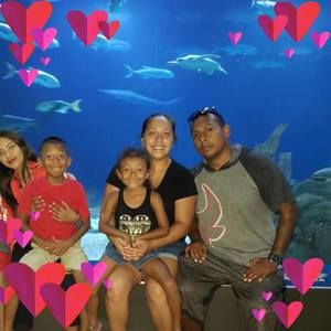 Meet your Posher, Flora